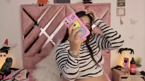 Snapshot of diosa_afrodita24 chatting on 10.20.25 DIOSA AFRODITA 24 NEW VIDEOS HERE LOVES online show from 10.20.25