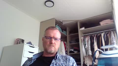 dirkkie1975 online show from 05.15.26