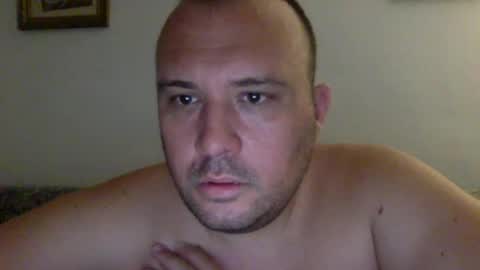 Snapshot of dirme chatting on 06.19.26 dirme online show from 06.19.26