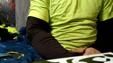 Snapshot of dirtmcgirt82 chatting on 12.19.24 dirtmcgirt82 online show from 12.19.24