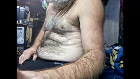 Snapshot of dirtmcgirt82 chatting on 12.01.25 dirtmcgirt82 online show from 12.01.25