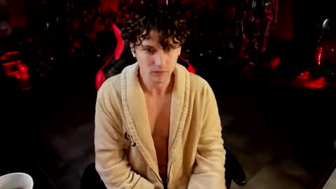 Snapshot of dirty_boss chatting on 12.14.25 dirty_boss online show from 12.14.25