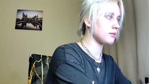 Dirty Kiss69 online show from 10.14.25