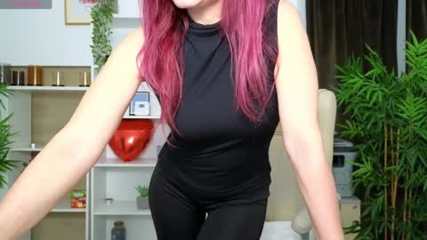 Snapshot of dirty_mature chatting on 01.26.25 dirty_mature online show from 01.26.25