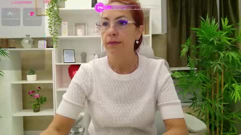 Snapshot of dirty_mature chatting on 09.15.25 dirty_mature online show from 09.15.25