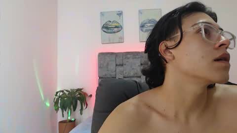 Snapshot of dirty_model chatting on 09.15.25 dirty model online show from 09.15.25