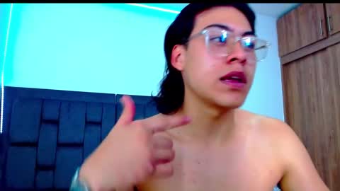 Snapshot of dirty_model chatting on 09.27.25 dirty model online show from 09.27.25