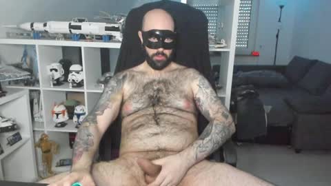 Snapshot of dirtybalws chatting on 01.24.25 Robert online show from 01.24.25