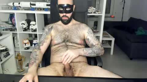 Snapshot of dirtybalws chatting on 03.03.25 Robert online show from 03.03.25