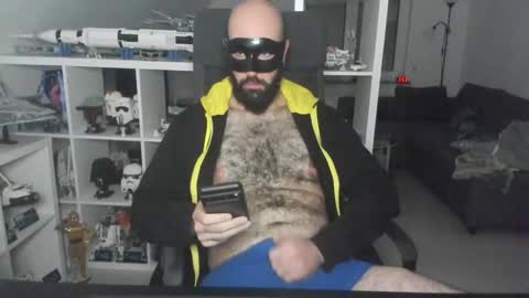 Snapshot of dirtybalws chatting on 11.09.25 Robert online show from 11.09.25