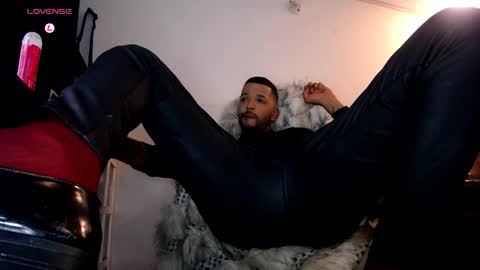 I just want to be happy online show from 12.14.25