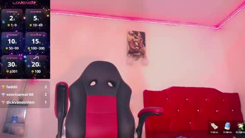 Naomy  online show from 01.24.25