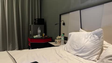 buy tokens with link  online show from 04.01.26