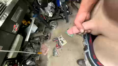 Snapshot of dirtywhite14 chatting on 10.12.25 dirtywhite14 online show from 10.12.25