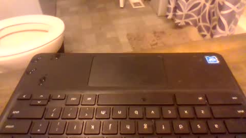 Snapshot of dirtywhite14 chatting on 10.16.25 dirtywhite14 online show from 10.16.25