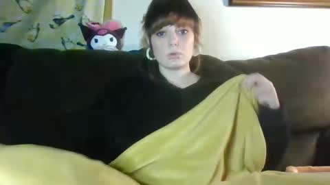 Snapshot of dirtyxhippie21 chatting on 01.06.26 Crystal online show from 01.06.26