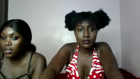 Snapshot of disah_002 chatting on 02.28.25 disah_002 online show from 02.28.25