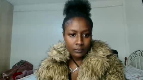 Snapshot of disah_002 chatting on 09.15.25 disah_002 online show from 09.15.25