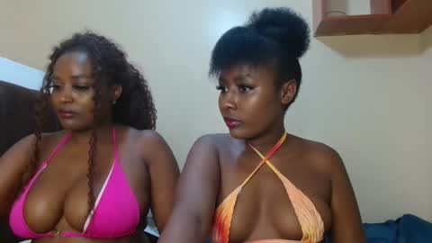 Snapshot of disah_002 chatting on 09.18.25 disah_002 online show from 09.18.25