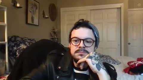 Snapshot of disastersurrounds chatting on 02.19.26 disastersurrounds online show from 02.19.26