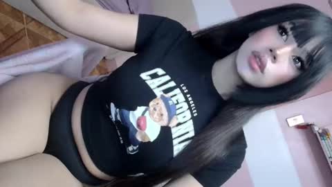 disneycum69_bella online show from 02.12.26