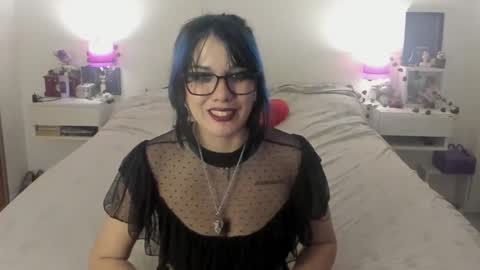 Snapshot of dissasterology chatting on 10.23.25 Lena online show from 10.23.25