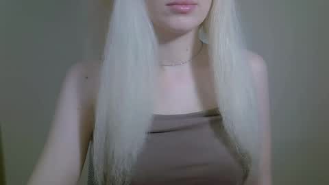 DitaMilton online show from 10.30.25