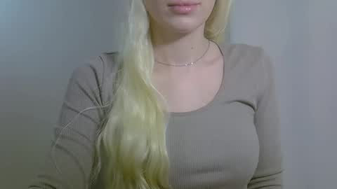 DitaMilton online show from 11.15.25