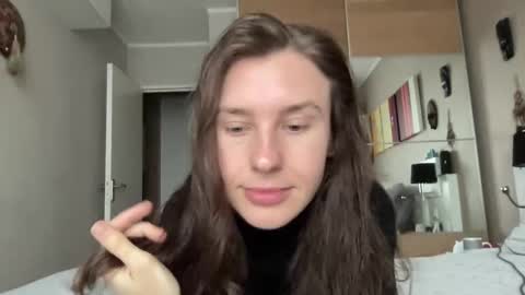 Valerie online show from 02.05.25