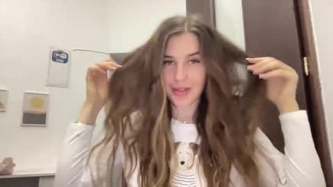 Valerie online show from 03.08.25
