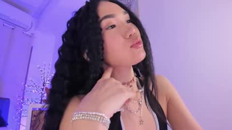 Snapshot of divine_madness chatting on 02.22.26 AKITA MEW MEW Follow online show from 02.22.26