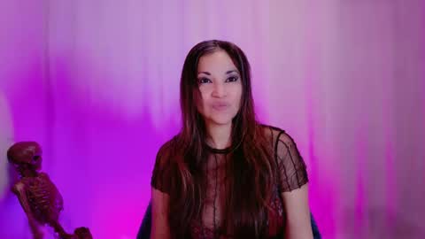 DivineLynn online show from 02.09.25