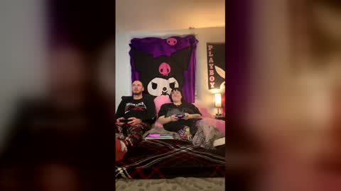 Snapshot of divinerabbit13 chatting on 03.16.26 cinnamon buns online show from 03.16.26