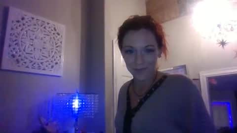 Snapshot of dixieglam chatting on 02.22.25 dixieglam online show from 02.22.25