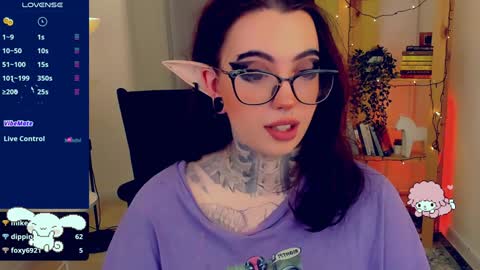 dixipixi_ online show from 01.05.25