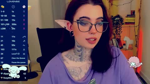 dixipixi_ online show from 01.05.25