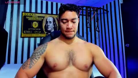 Snapshot of dixon_ray_ chatting on 03.10.25 Dixon online show from 03.10.25