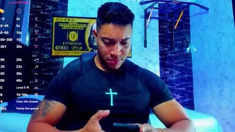 Snapshot of dixon_ray_ chatting on 10.24.25 Dixon online show from 10.24.25