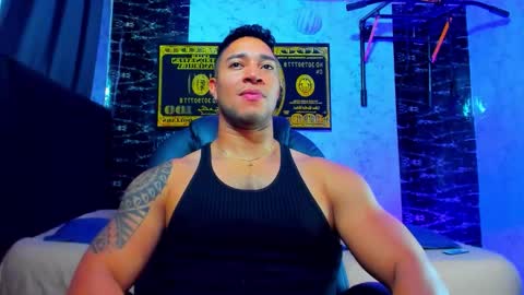 Snapshot of dixon_ray_ chatting on 11.06.25 Dixon online show from 11.06.25