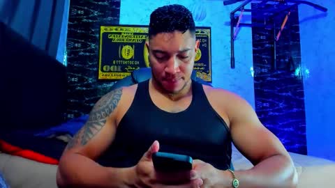 Snapshot of dixon_ray_ chatting on 11.12.25 Dixon online show from 11.12.25