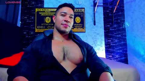 Snapshot of dixon_ray_ chatting on 12.14.25 Dixon online show from 12.14.25