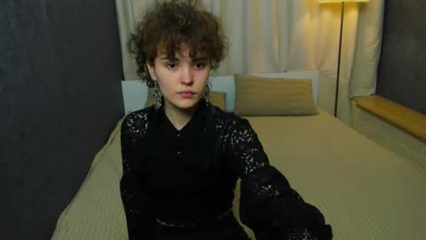 Snapshot of dizer_clop chatting on 02.21.25 Dizer online show from 02.21.25