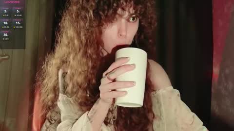 Snapshot of dizer_clop chatting on 11.28.25 Dizer online show from 11.28.25