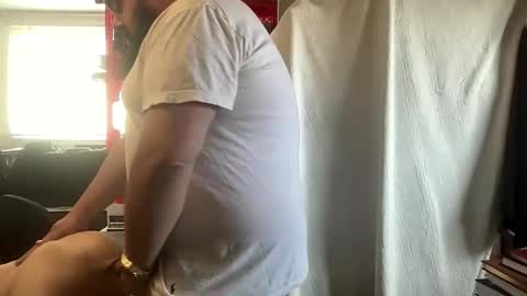 Snapshot of djfreeque chatting on 10.19.25 djfreeque online show from 10.19.25