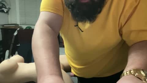 Snapshot of djfreeque chatting on 12.17.25 djfreeque online show from 12.17.25