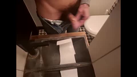 Snapshot of djkodro chatting on 03.16.26 djkodro online show from 03.16.26