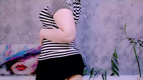 djullia online show from 11.16.25