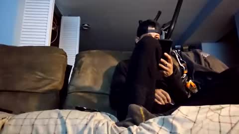 Snapshot of dogbone999081 chatting on 10.20.25 dogbone999081 online show from 10.20.25