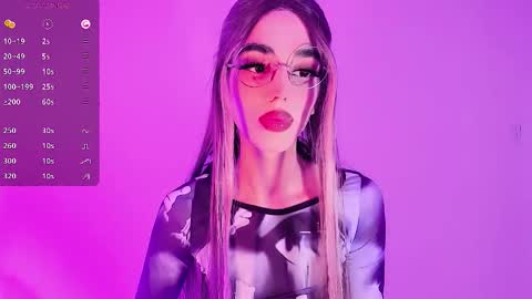 dolarcity760752 online show from 11.18.25