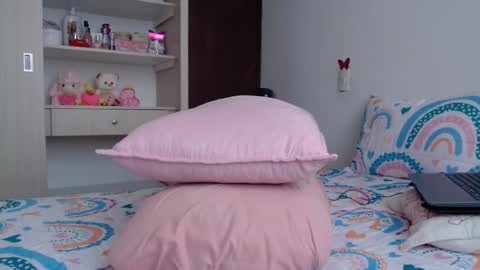 Snapshot of dolcevainin chatting on 01.11.26 Dolcevainin online show from 01.11.26